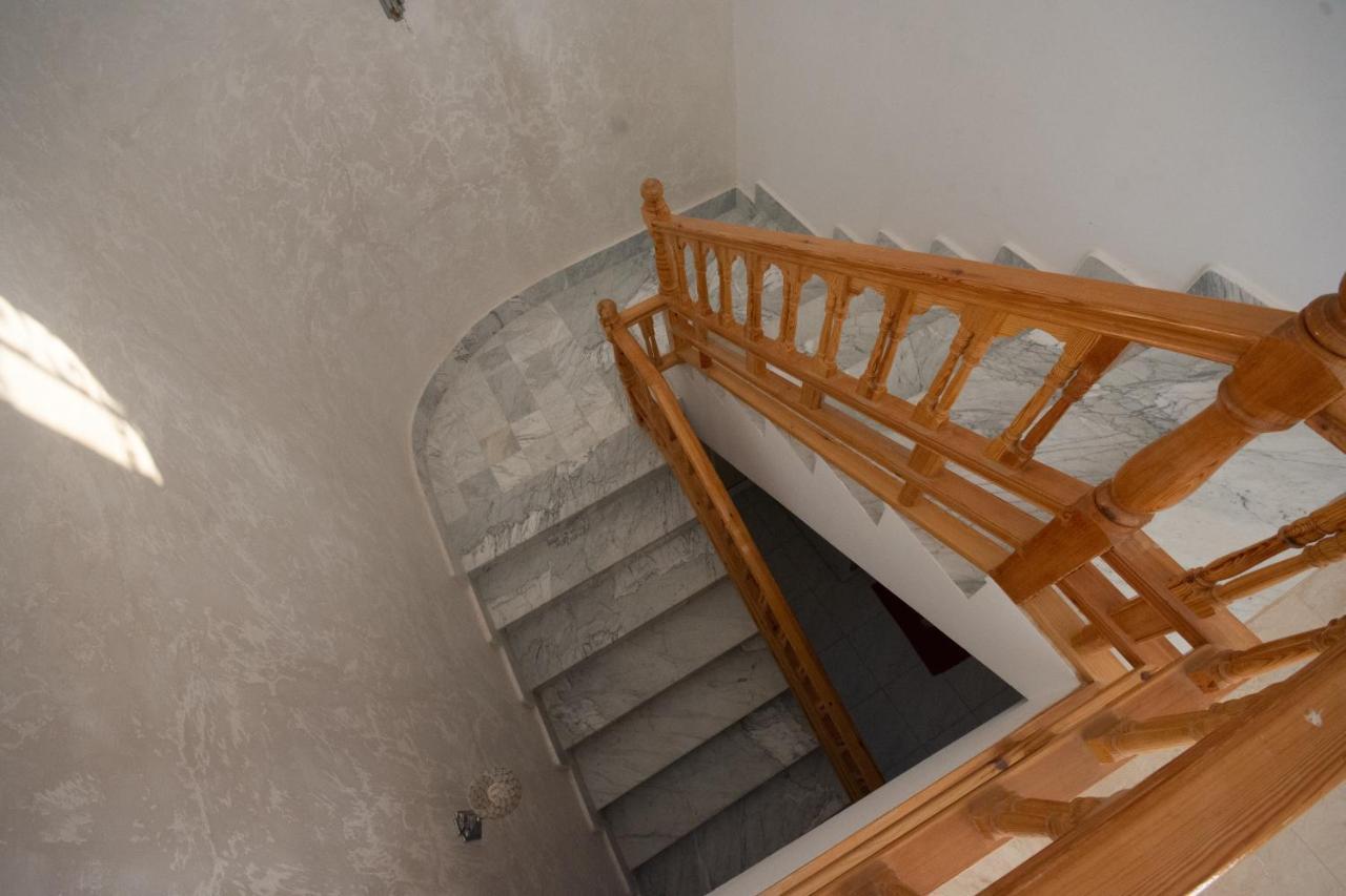 Villa Meublee Avec Piscine Et Abri De Voiture Erriadh Exterior foto